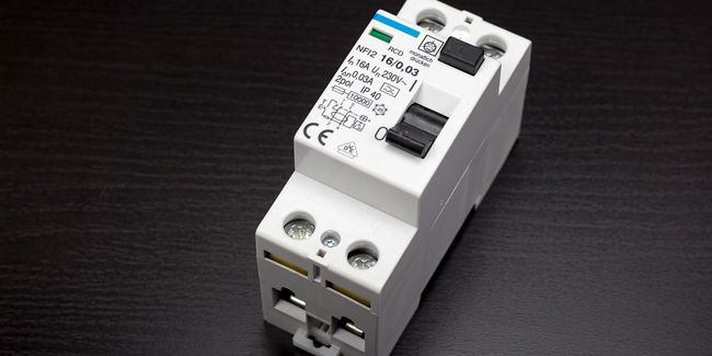 La sécurité électrique par le disjoncteur différentiel