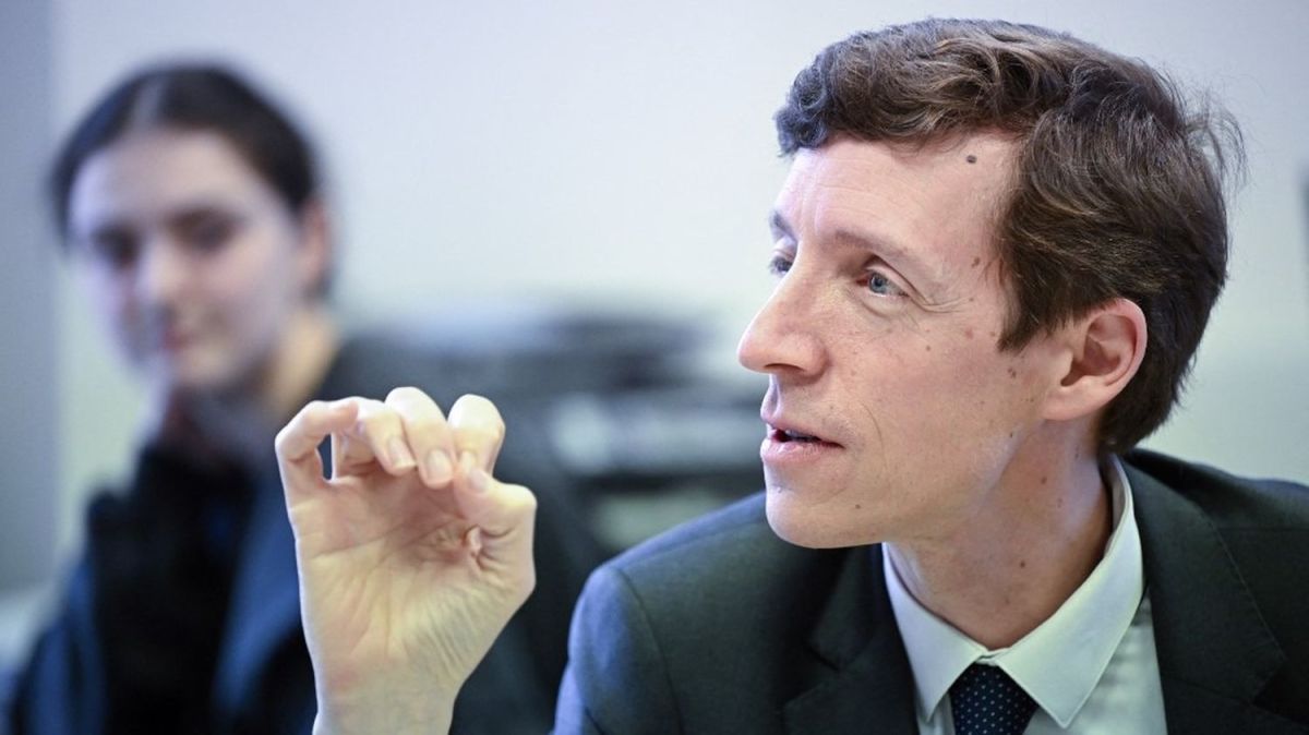 Le Sénat valide la réduction de 4 000 postes d'enseignants : un tournant controversé pour l'éducation