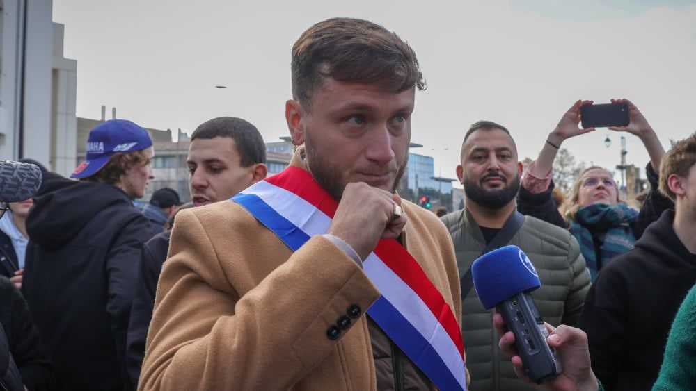 Raphaël Arnault, député LFI, condamné pour violences : un incident qui ébranle la politique