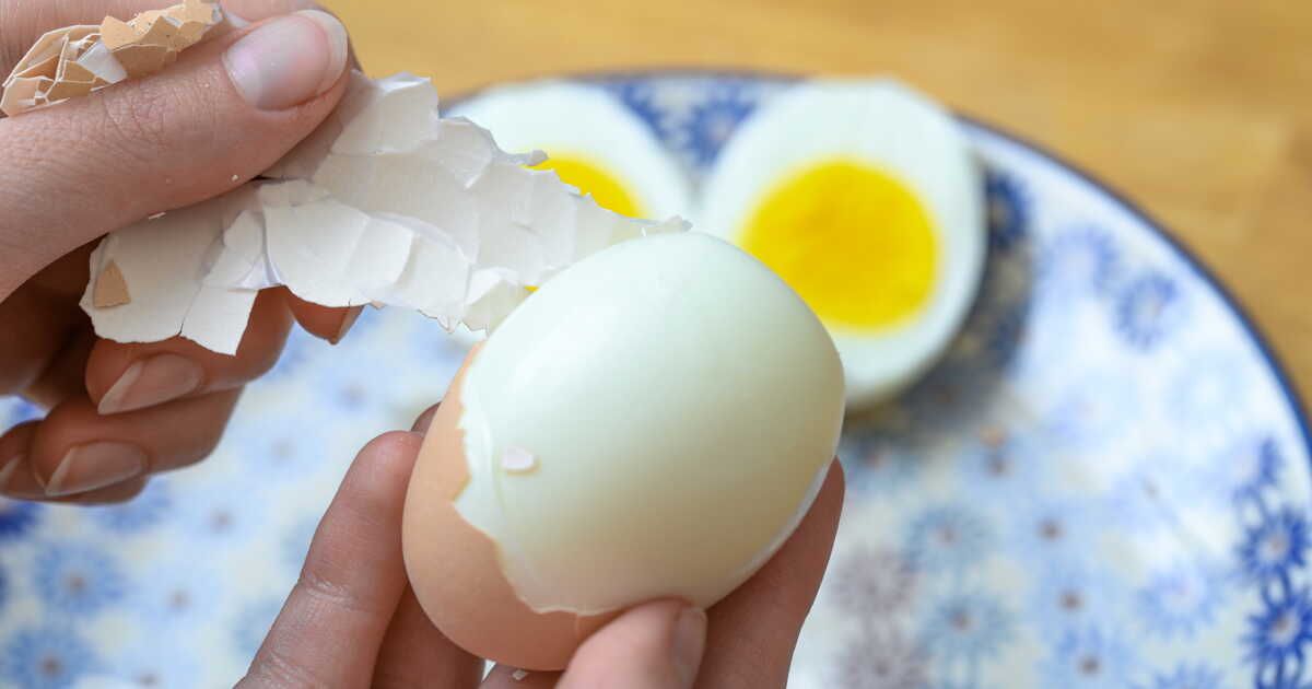L'astuce du chef pour écaler vos œufs facilement