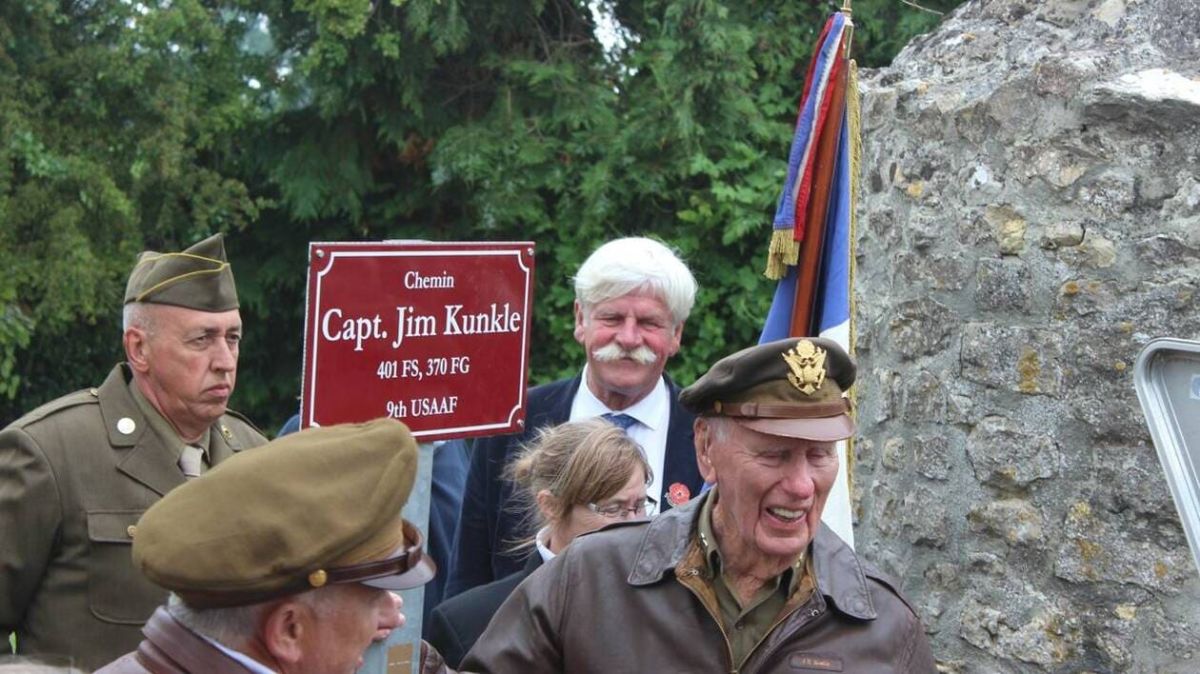 Jim Kunkle, le pilote héros de la Seconde Guerre mondiale, s'est éteint à 103 ans