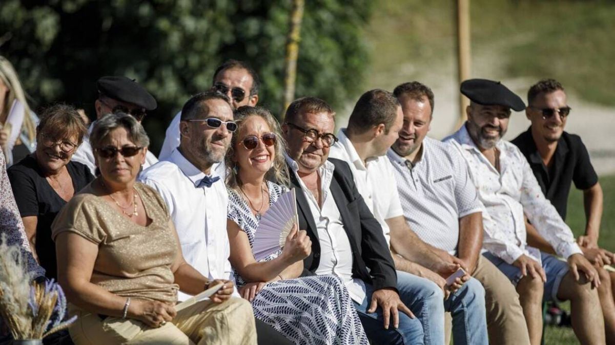 Le couple star de L’amour est dans le pré s'éclipse des 20 ans de l'émission