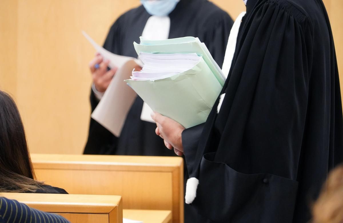 Un père relaxé d'agression sexuelle incestueuse sur sa fille : une décision controversée