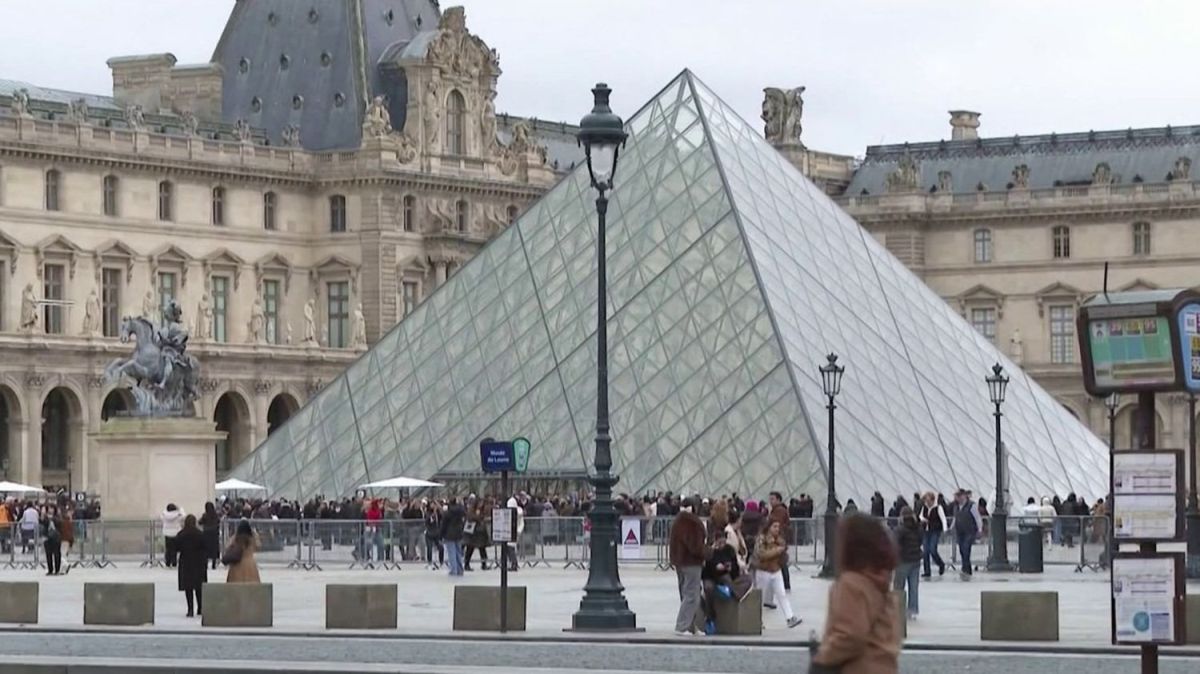 Le casse du Louvre : 30 secondes qui ont coûté cher