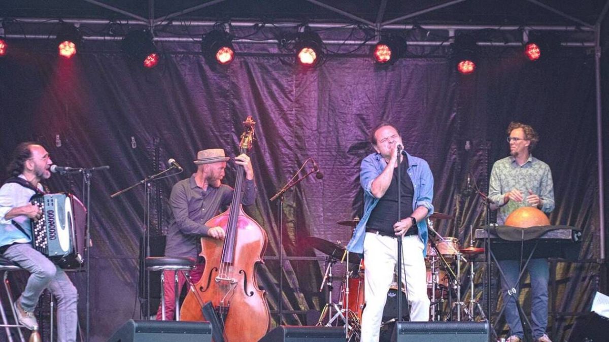 Quidam(s) dévoile son nouvel univers musical à Bréhal