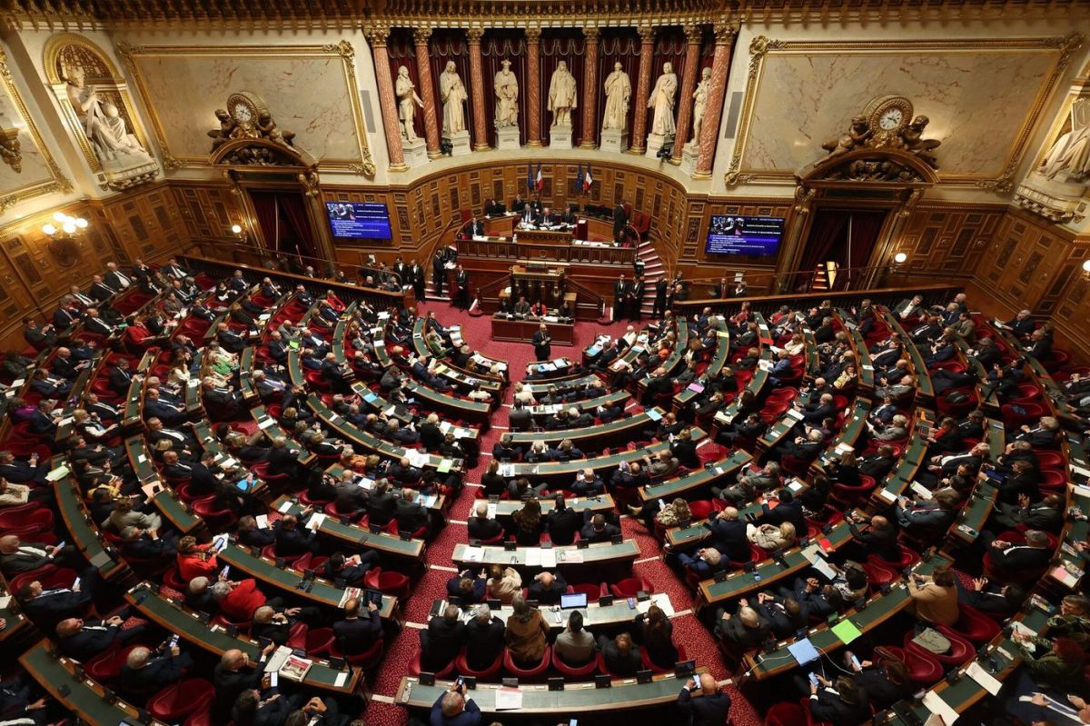 Le Sénat décide de réduire les crédits de l'Aide médicale d'État de 200 millions d'euros