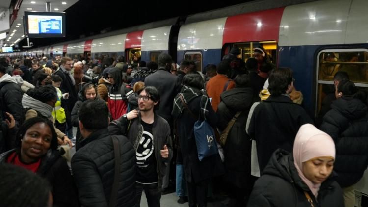 Perturbations dans les transports à Paris : ce que vous devez savoir jusqu'au 21 décembre