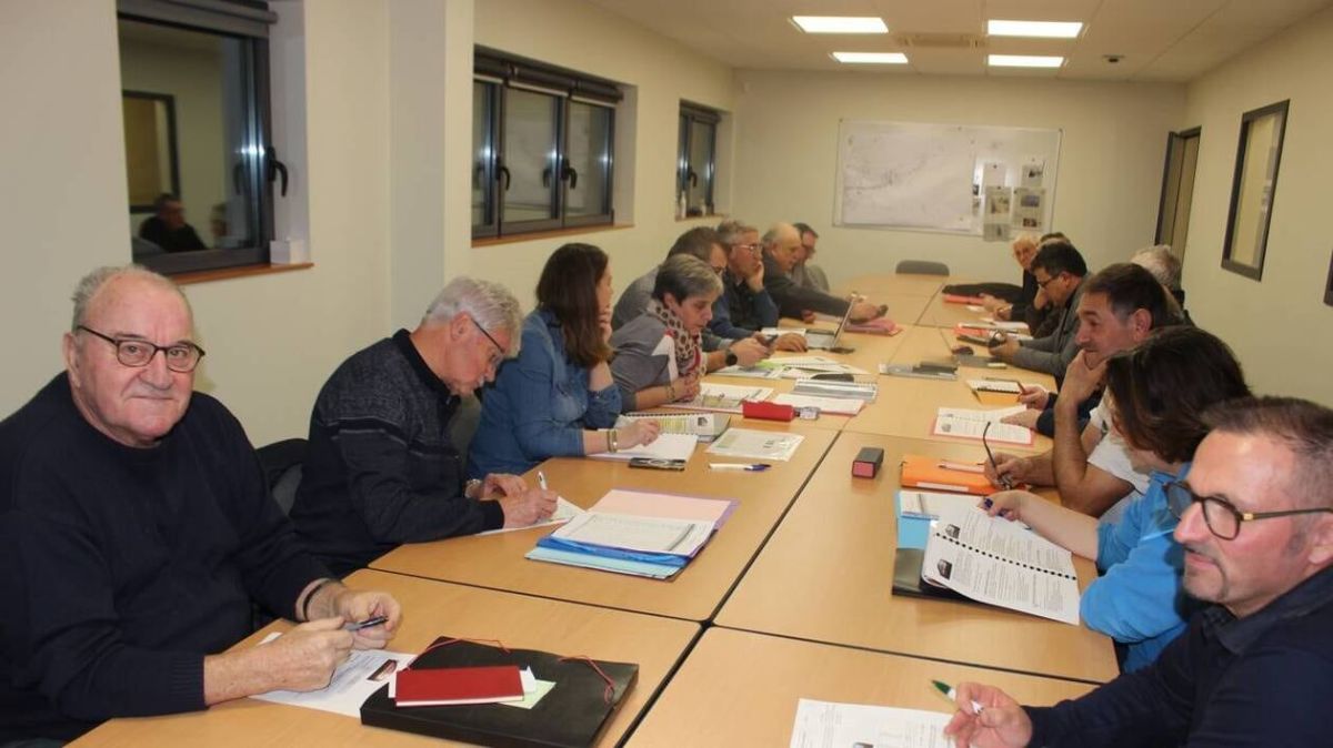 la hausse des tarifs de l'eau : ce que cela signifie pour les habitants de la sarthe