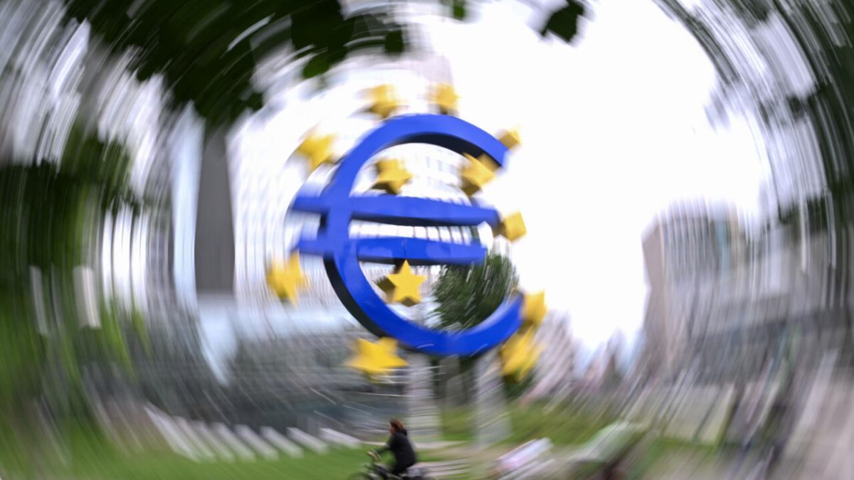 La BCE reste ferme contre l'inflation, un contraste marquant avec la Banque d'Angleterre