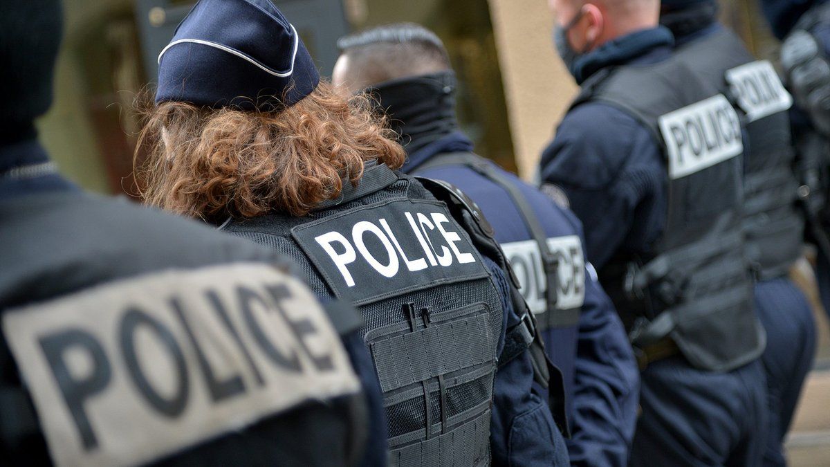 Une policière au cœur d'un scandale : vente de fichiers sensibles sur Snapchat