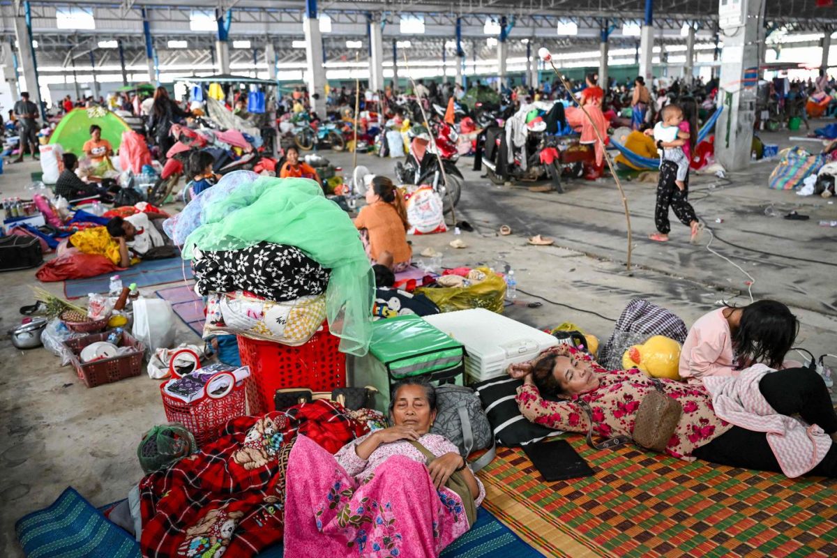 La crise humanitaire au Cambodge et en Thaïlande s'intensifie : plus de 900 000 déplacés