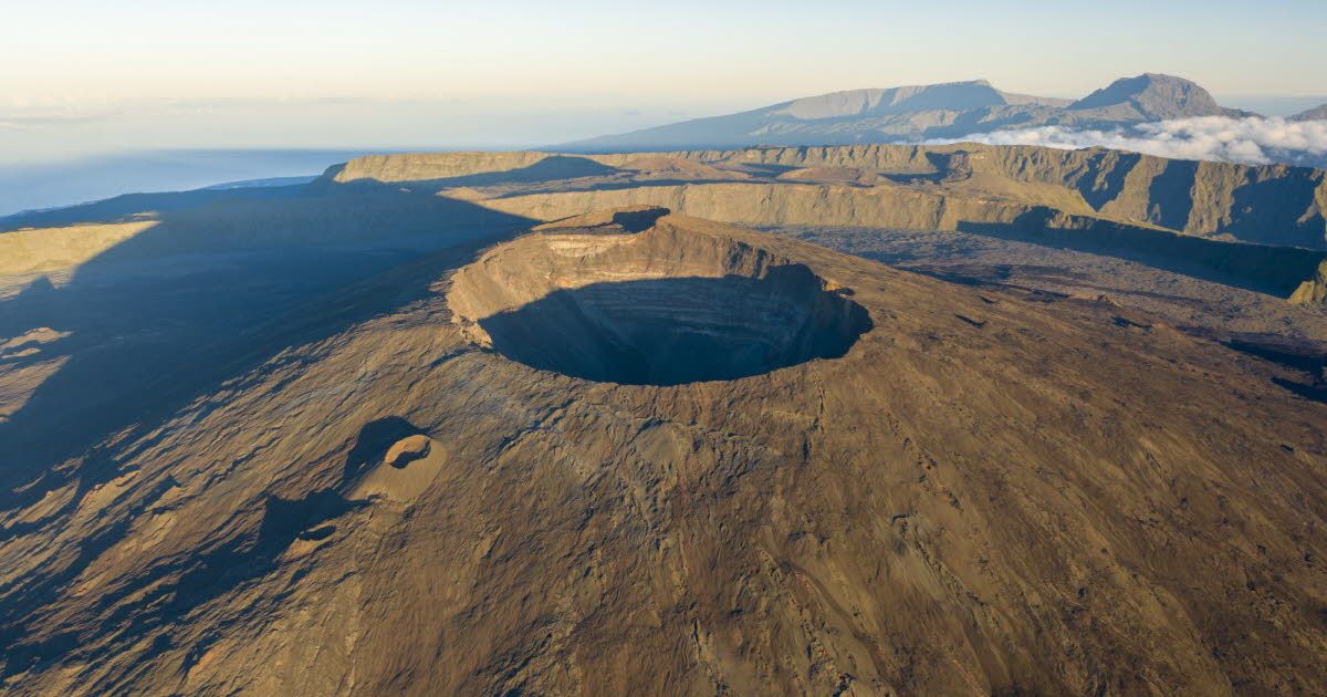 Une éruption imminente au Piton de la Fournaise : alerte à La Réunion