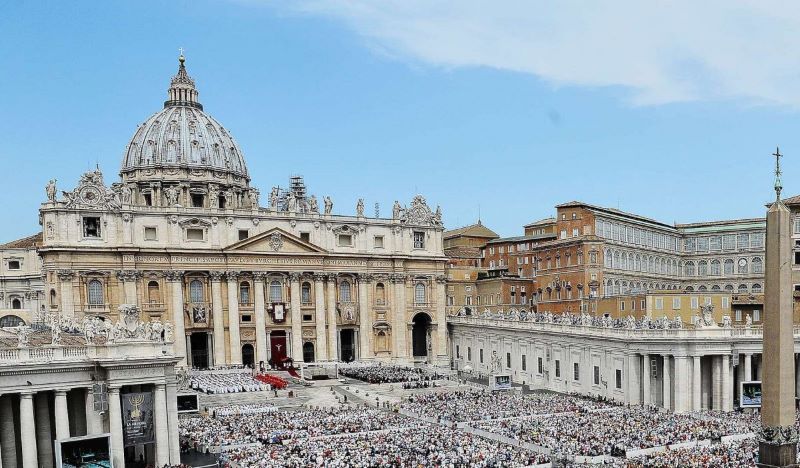 Le Vatican propose une échappatoire à Maduro avant Noël