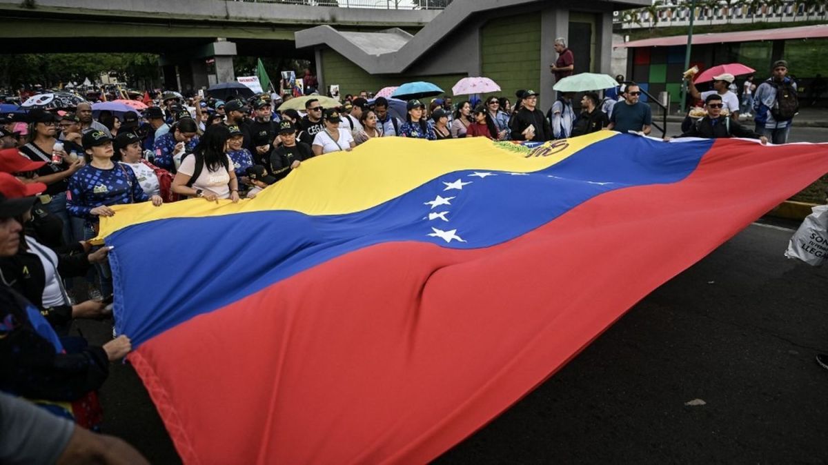 Nicolas Maduro incarcéré : un président déterminé face à l'adversité