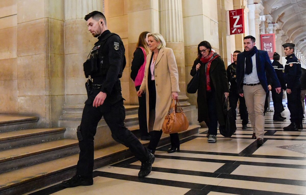 Marine Le Pen face à la justice : un procès qui pourrait changer son avenir politique