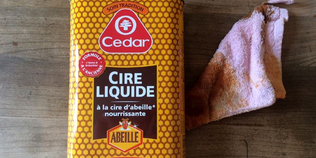 Cirer un meuble : les secrets d'une finition parfaite