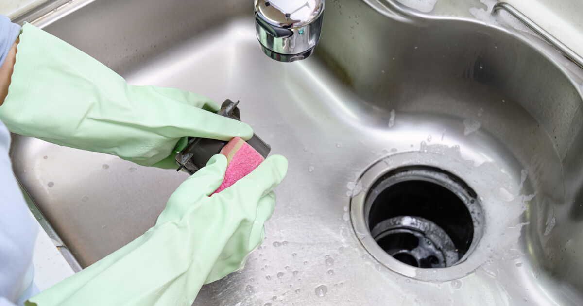 débouchage naturel : la méthode simple et efficace avec trois ingrédients du placard