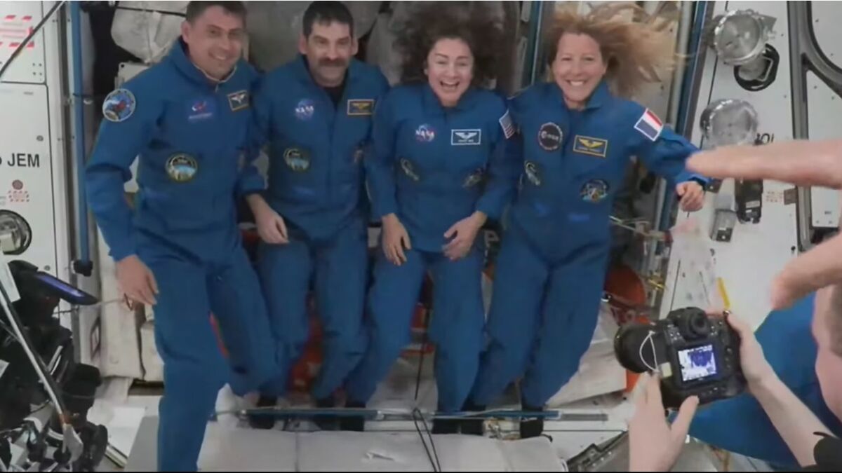 Sophie Adenot atteint l'ISS et débute une mission spatiale inédite