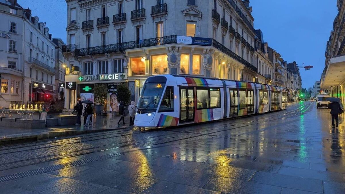 Angers face à la montée de la Maine : transports en commun perturbés et parkings menacés