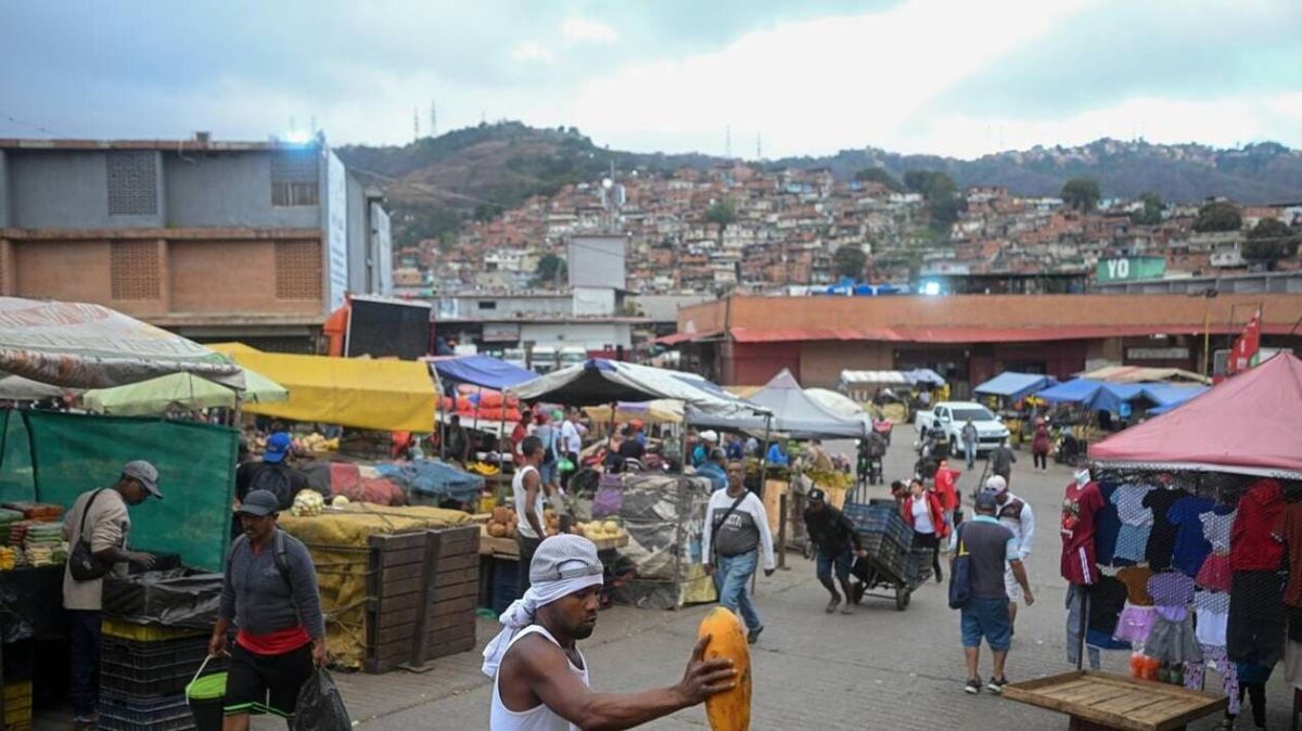 Venezuela : la présidente par intérim plaide pour la levée des sanctions