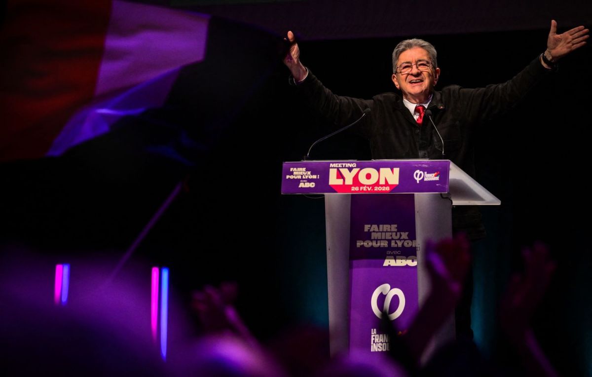 Elections à Lyon : Mélenchon appelle à l'unité dans un meeting décisif