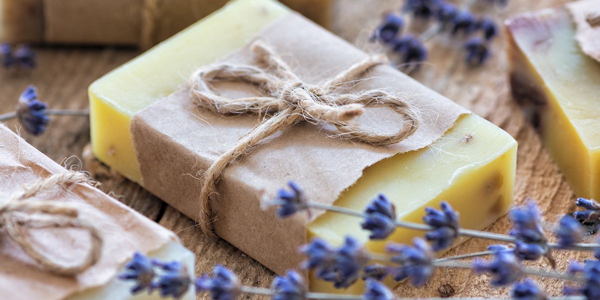 Découvrez l'art de fabriquer votre savon solide maison