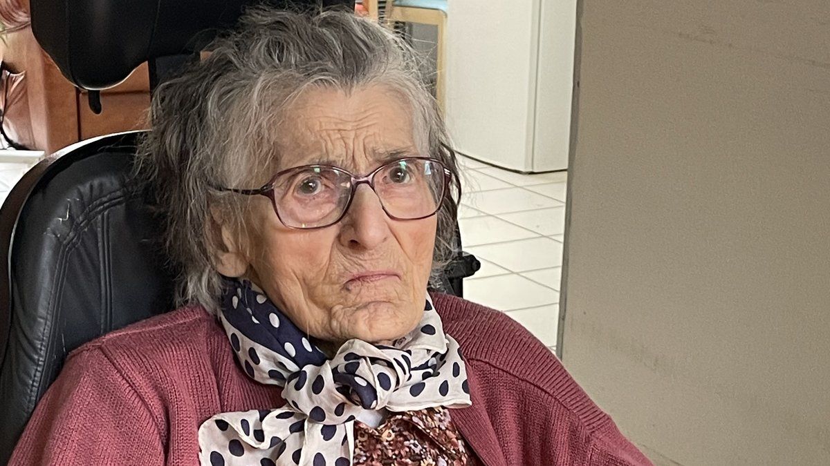 Elise Caussanel fête un siècle de vie entourée de sa famille