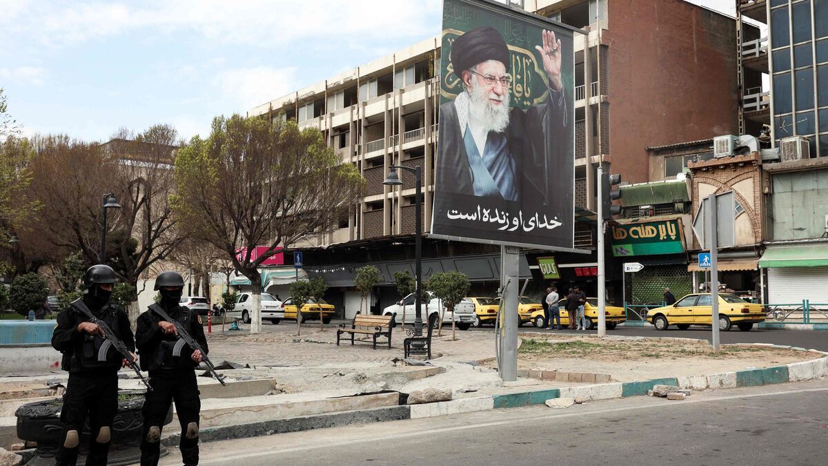 Israël : la surveillance numérique des routes de Téhéran pour cibler Khamenei
