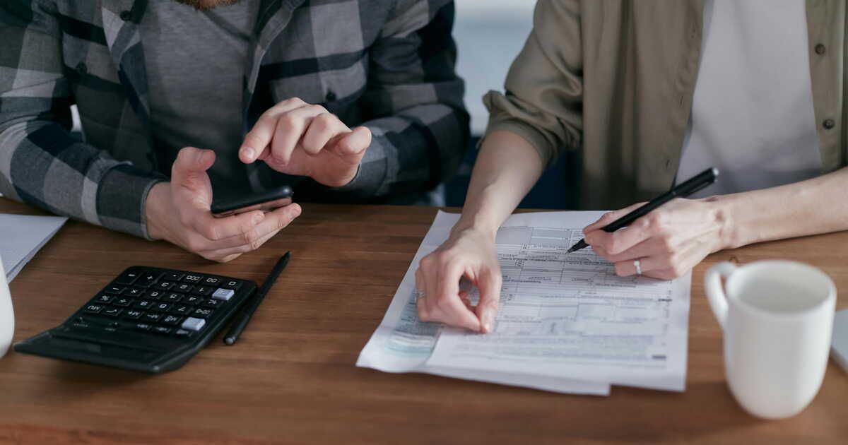 Choisir le bon taux de prélèvement à la source en couple : ce qu'il faut savoir