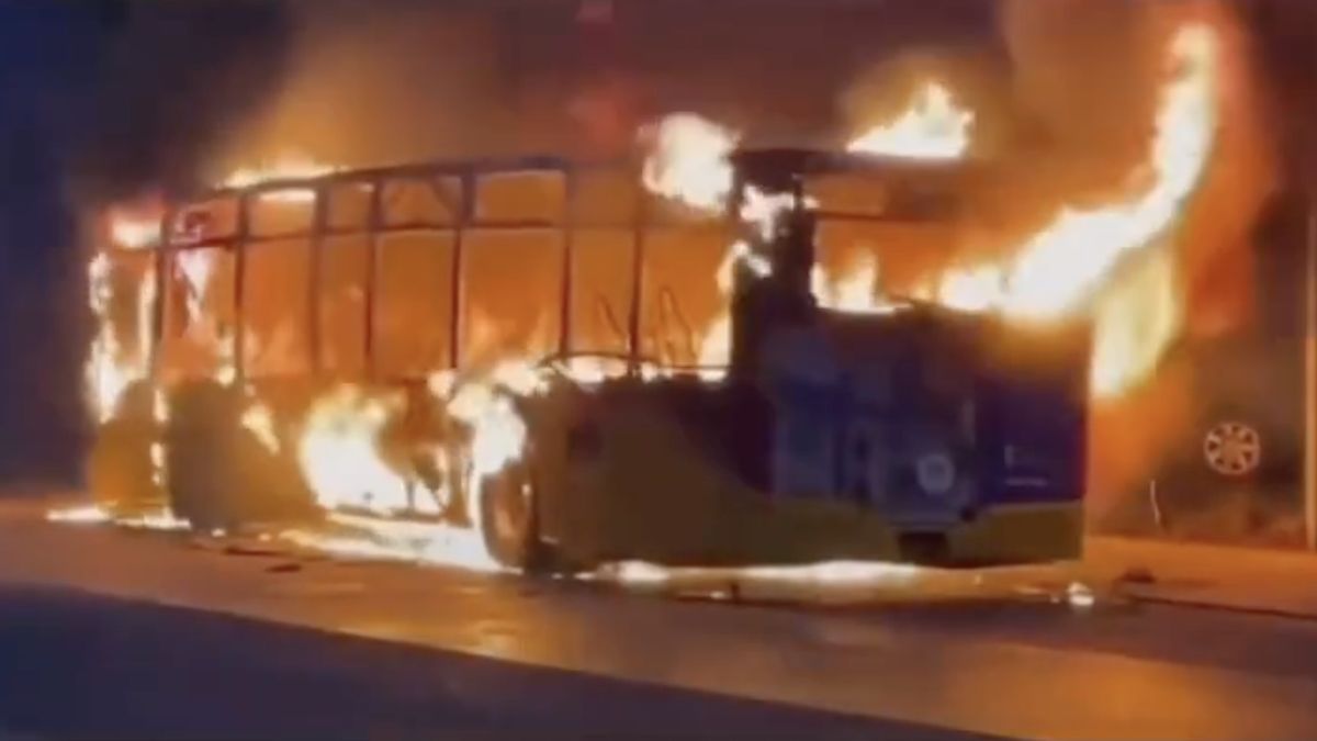 tragédie en suisse : un autocar en flammes fait six morts