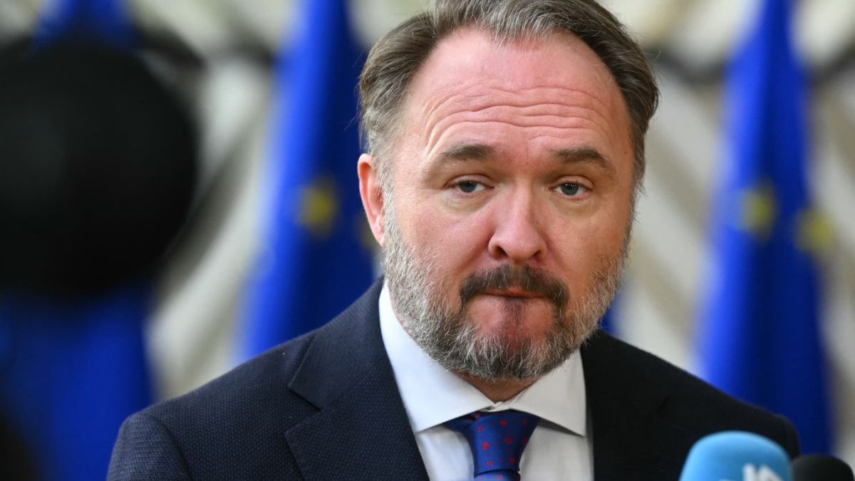 La Commission européenne appelle à un objectif de stockage de gaz revu à la baisse pour l'hiver