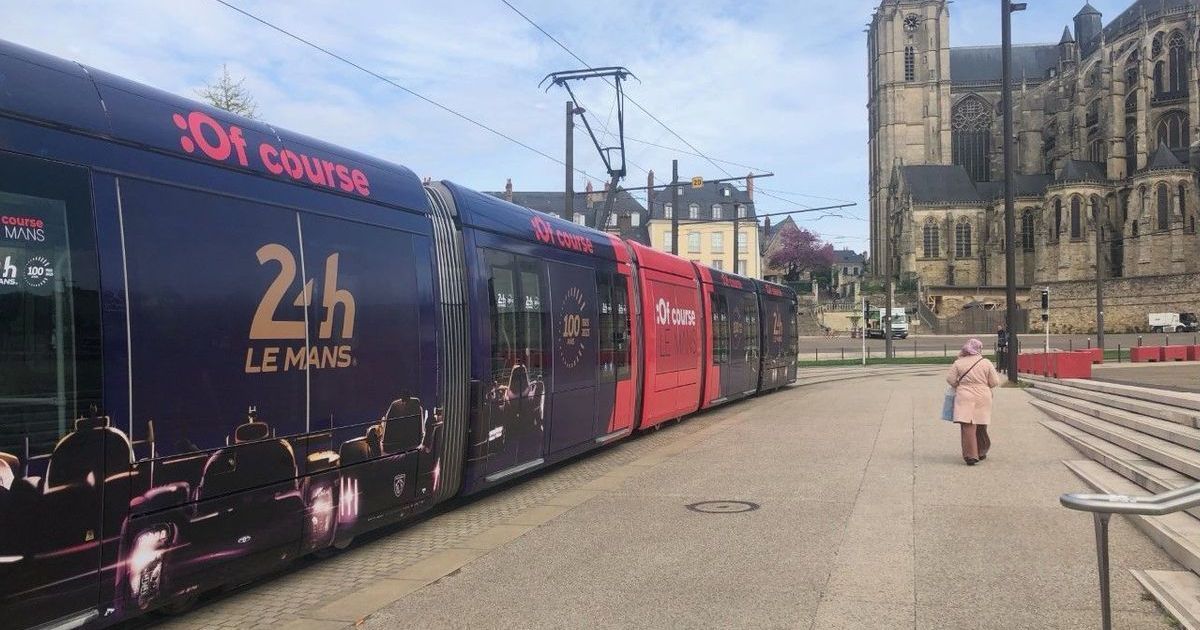 Le Mans voit double : le tram allongé entame ses essais nocturnes