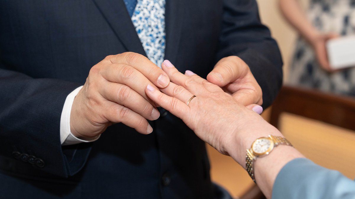 La demande en mariage surprenante d'un nouveau maire à Eyguières