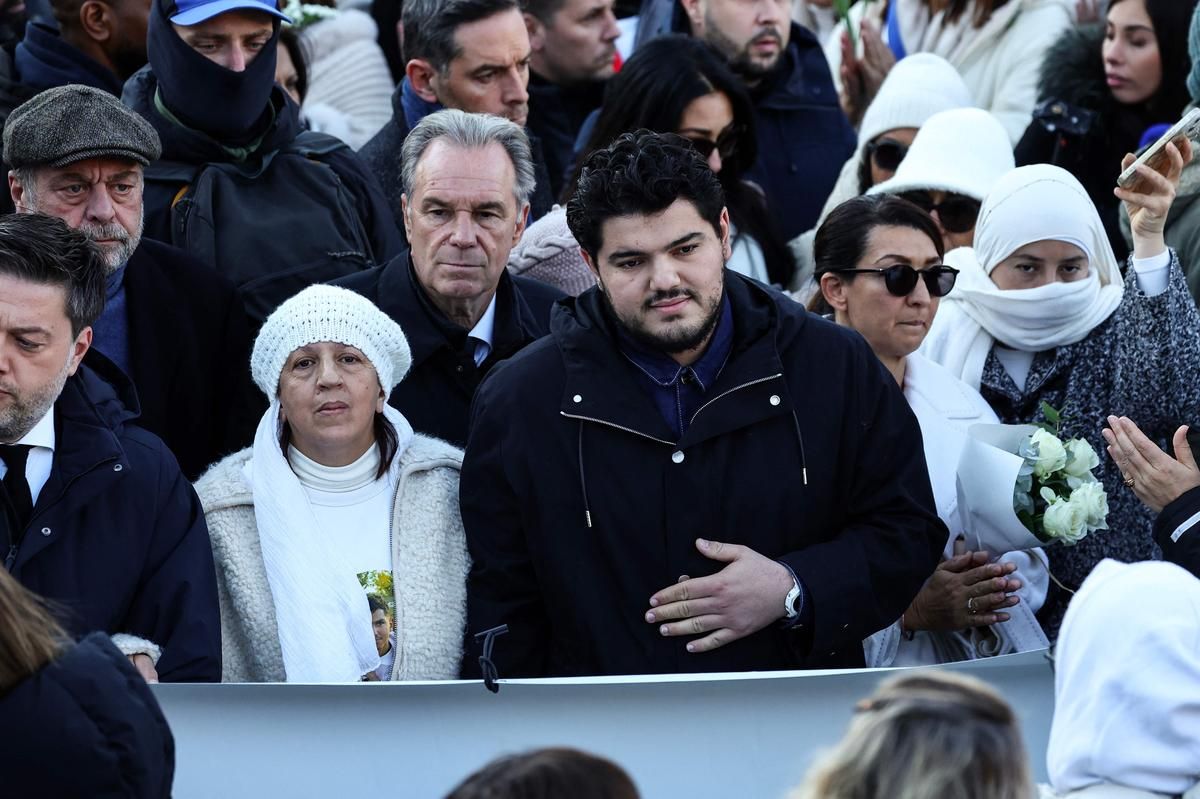 Le meurtre de Mehdi Kessaci : une enquête qui secoue Marseille