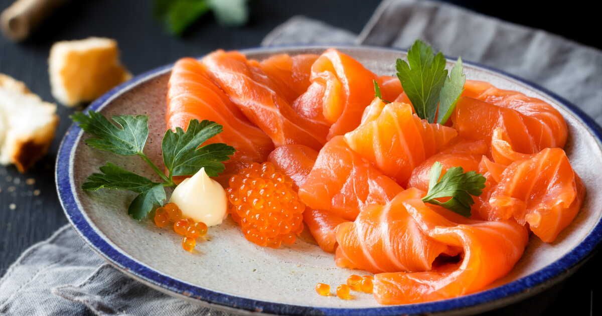 Des astuces créatives pour sublimer votre assiette de saumon fumé
