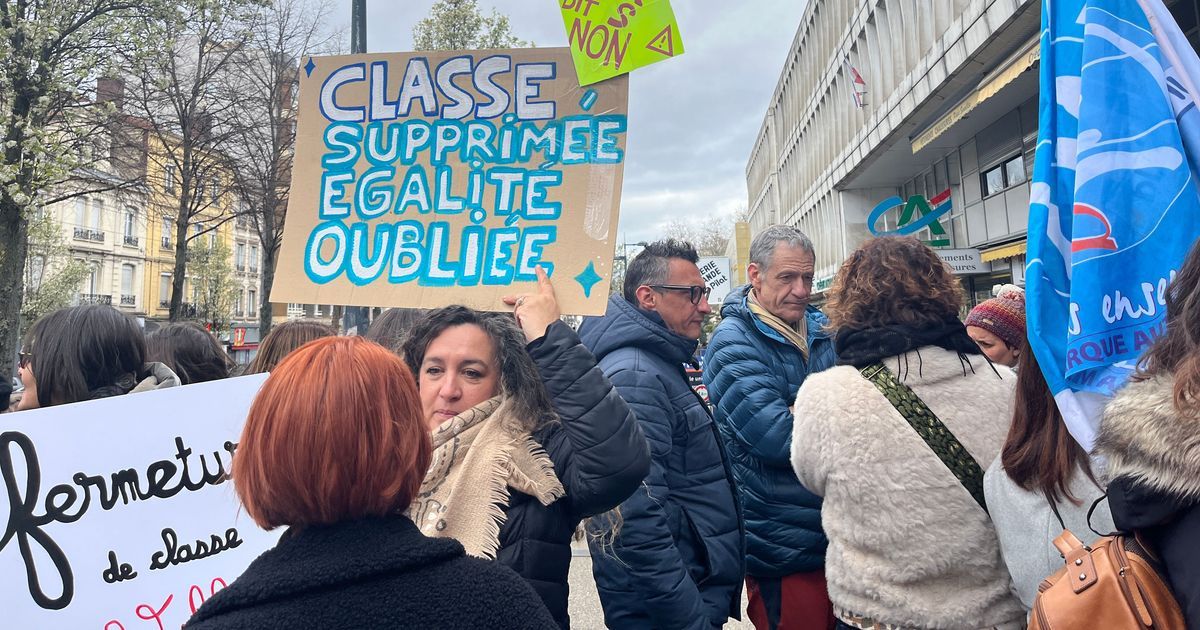 78 classes menacées dans la Loire : les syndicats en colère face à la carte scolaire