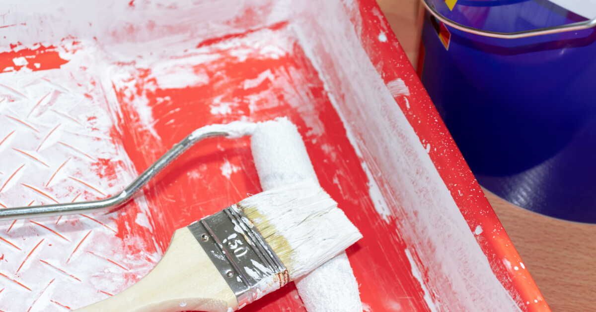 Redonnez vie à vos surfaces : le guide ultime du décapage de peinture