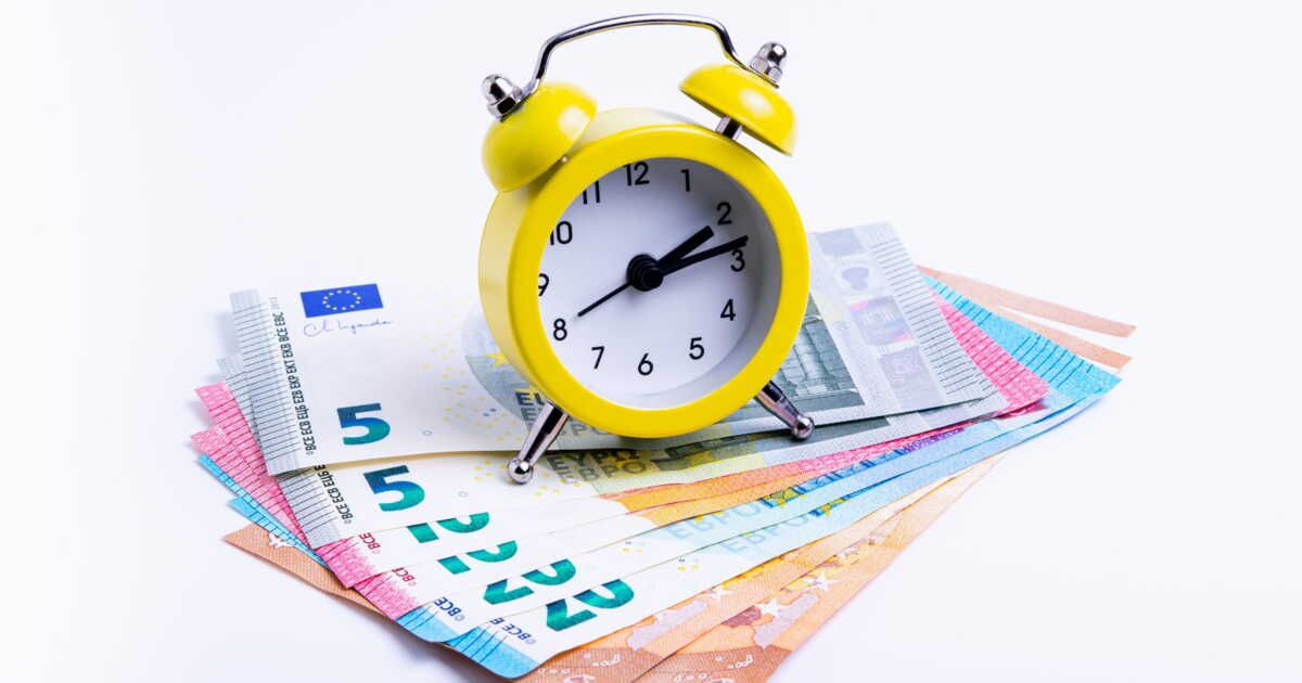 Retrouver un compte bancaire oublié : guide pour réclamer votre épargne