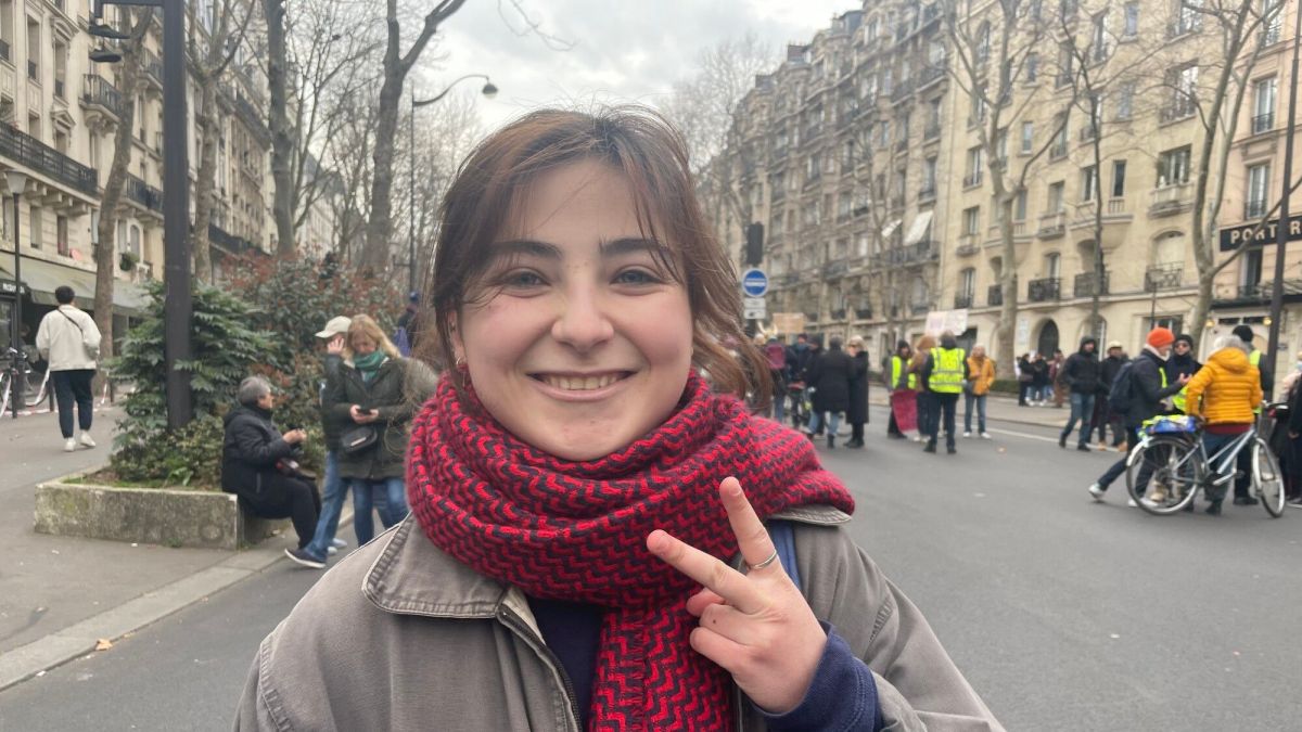 Des jeunes en tête de cortège : leurs raisons de manifester contre la réforme des retraites