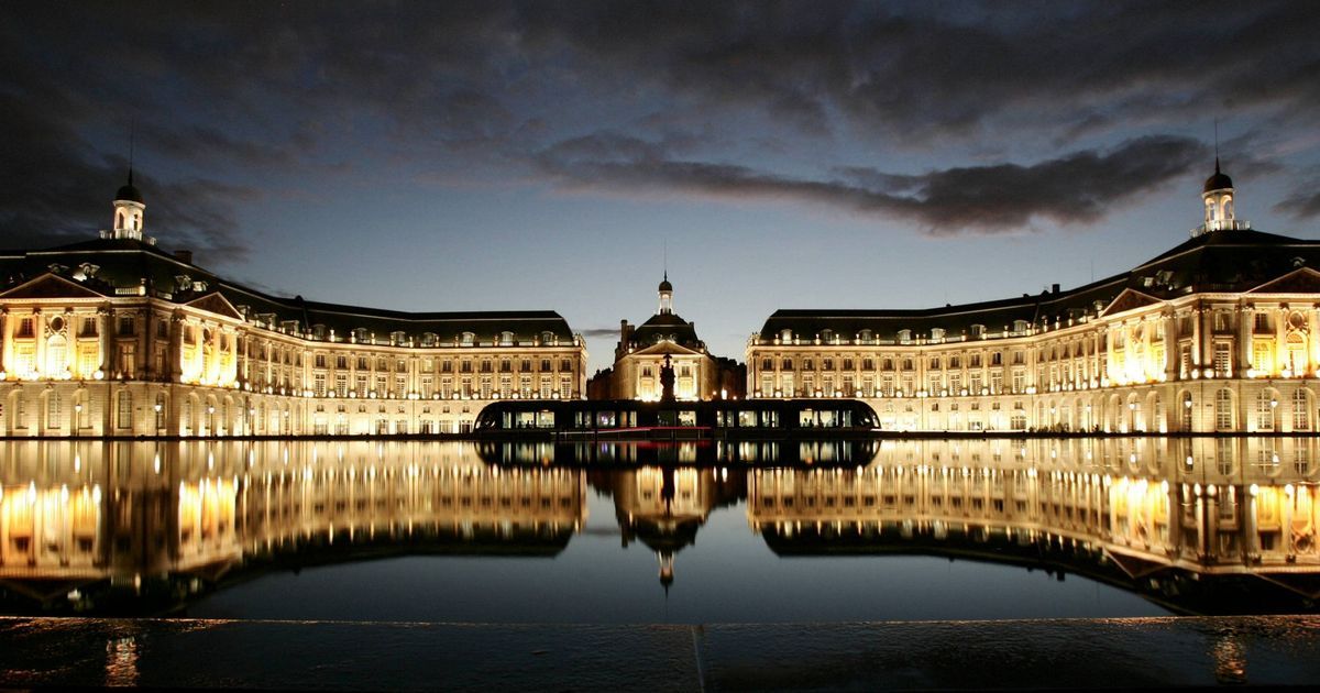 Bordeaux : le défi de rallumer la place de la Bourse