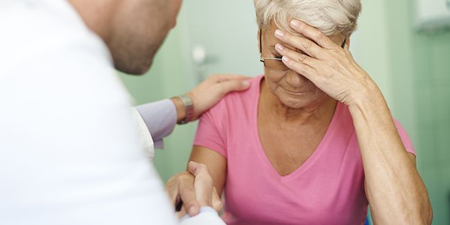 Dépression chez les seniors : comment la reconnaître et la traiter