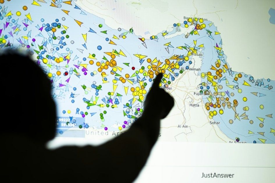 Appels à la paix : tensions croissantes entre les États-Unis et l'Iran autour d'Ormuz