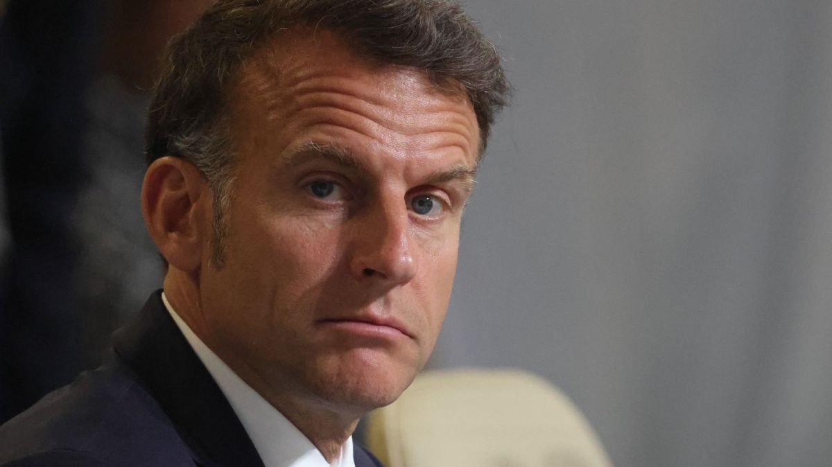 Guerre au Moyen-Orient : Macron condamne les frappes iraniennes sur les Émirats