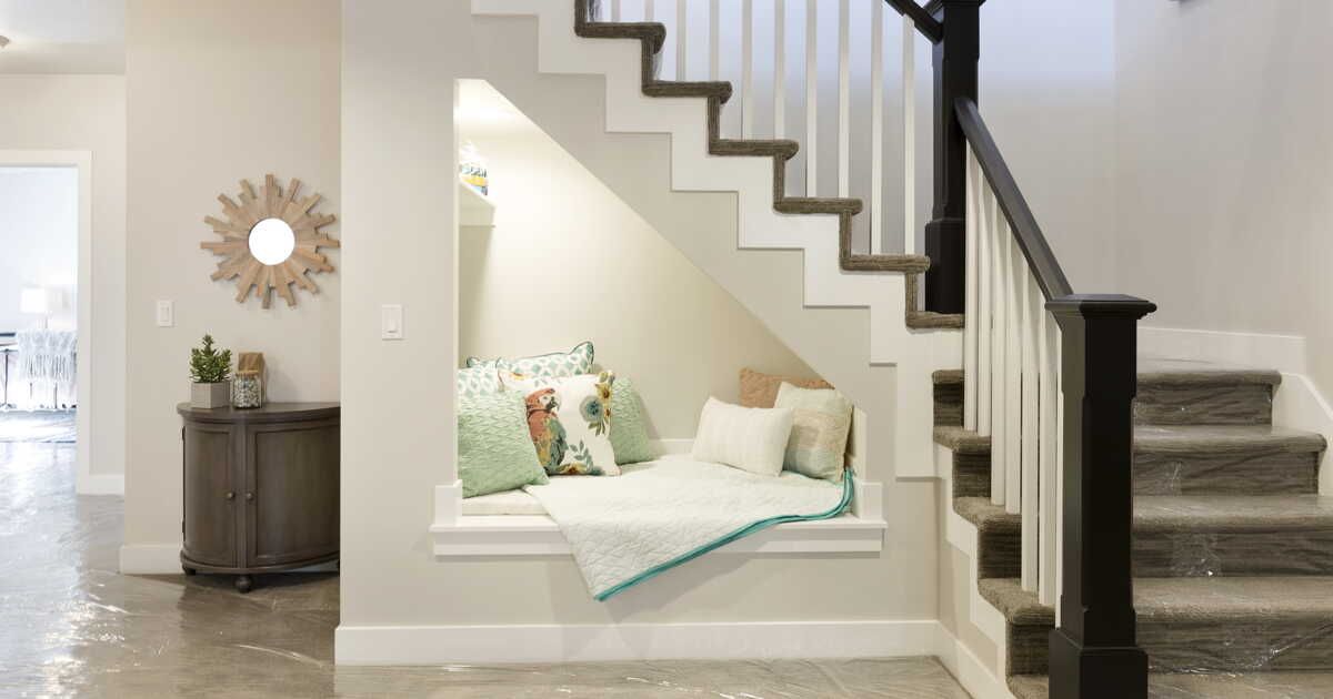 Comment aménager l'espace sous un escalier ?