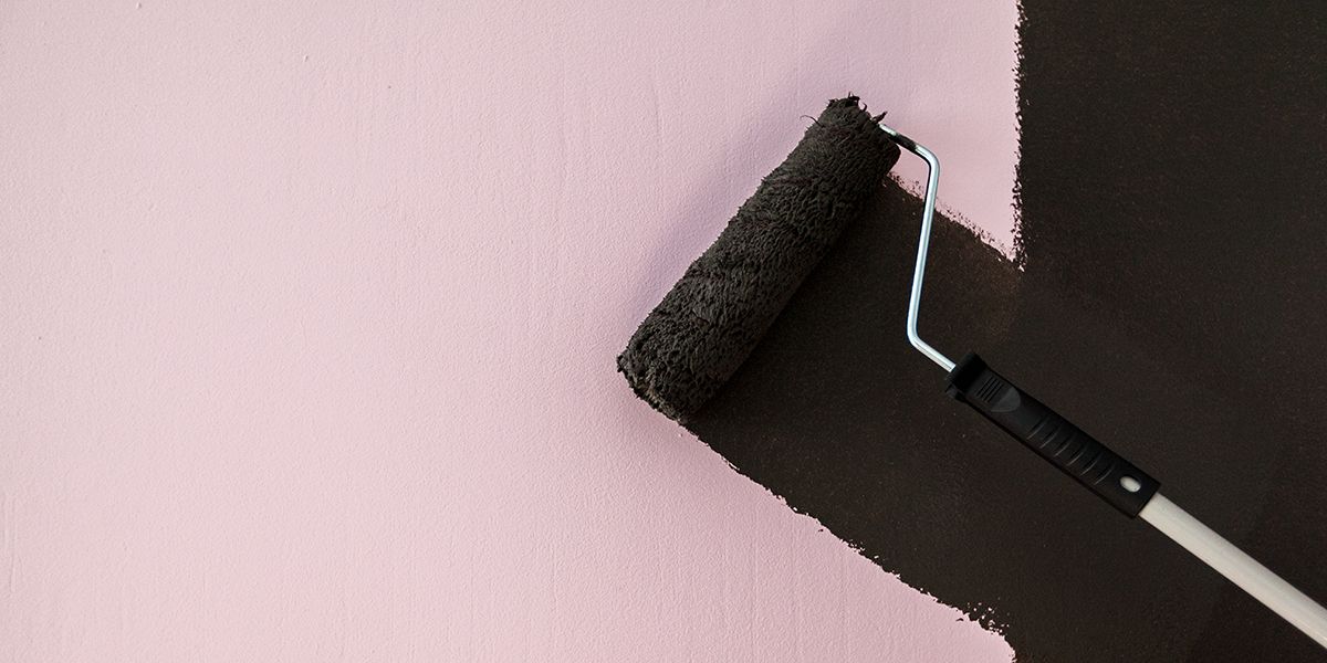 Trouver le noir parfait en peinture : guide de mélanges et astuces
