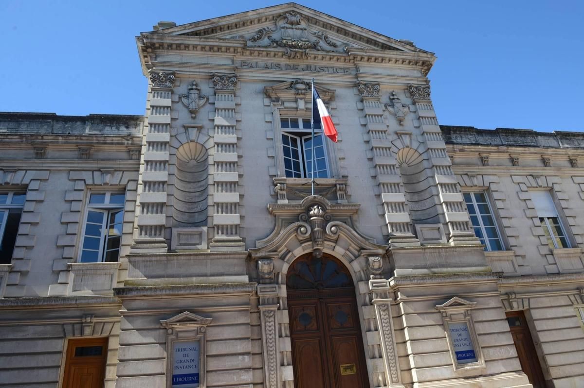 Libourne : un jeune homme condamné pour détention d'une arme factice et conduite dangereuse