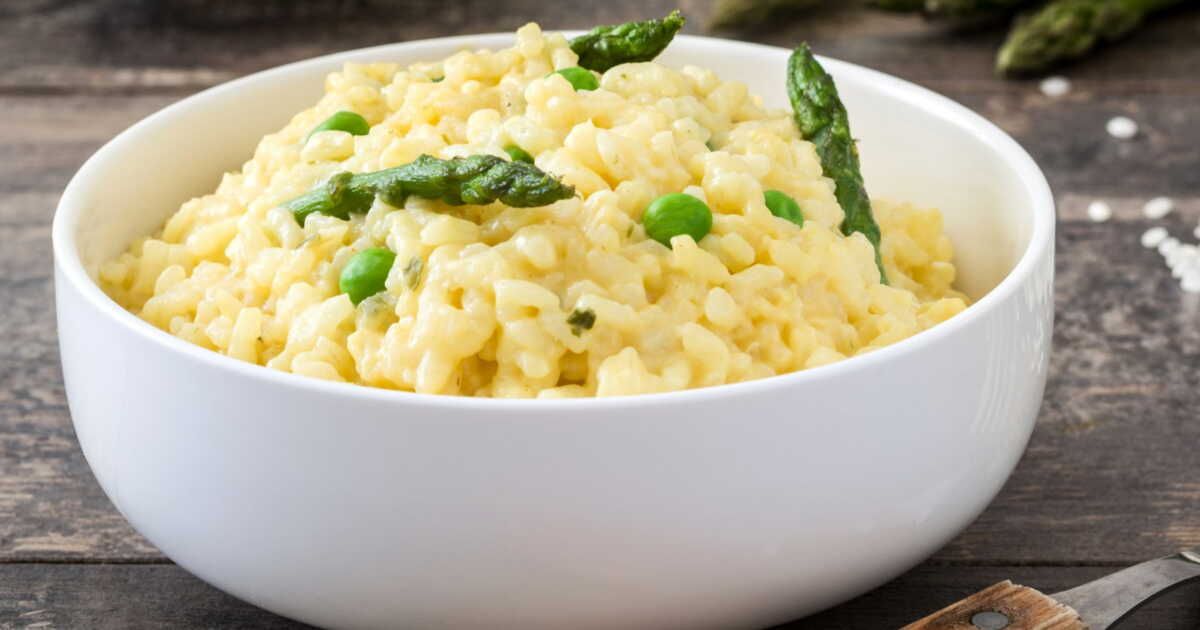 Risotto aux asperges : une recette printanière à savourer