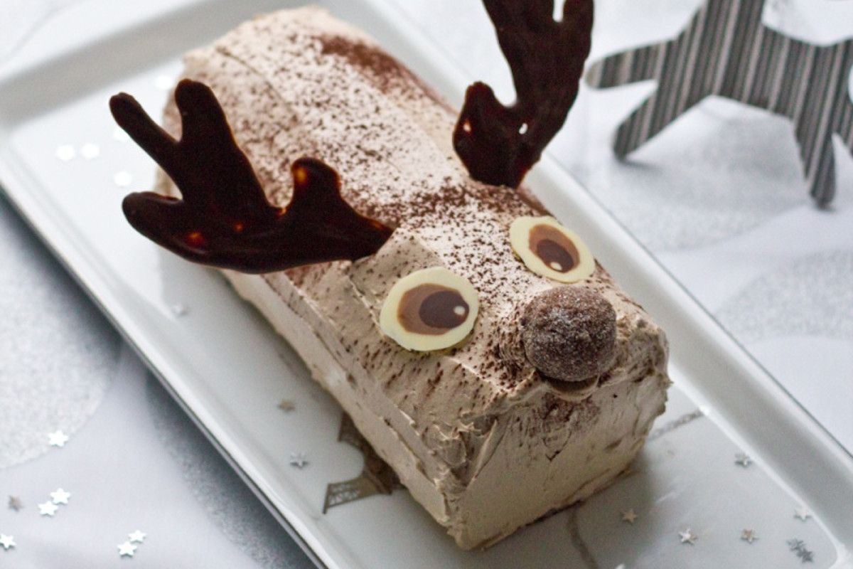 Une bûche Rudolf le renne chocolat – praliné