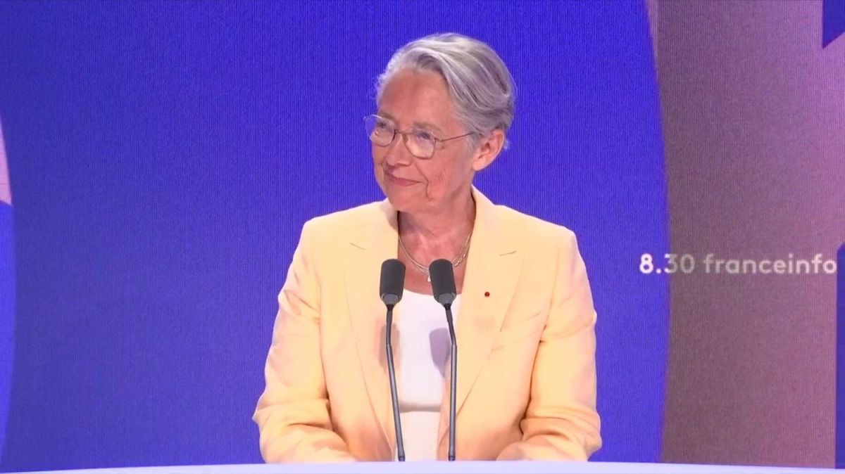 Élisabeth Borne évoque l'avenir politique et les enjeux économiques en 2027