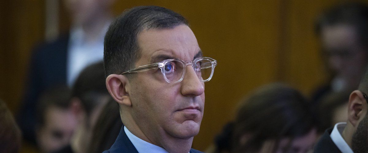 la plainte de la veuve d’un agent pénitentiaire relance le débat sur la cagnotte de jean messiha